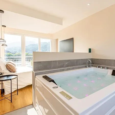 Le Beauregard - Jacuzzi - Garage