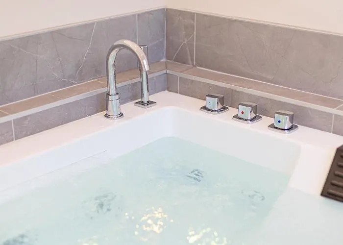 Le Beauregard - Jacuzzi - Garage * Albertville