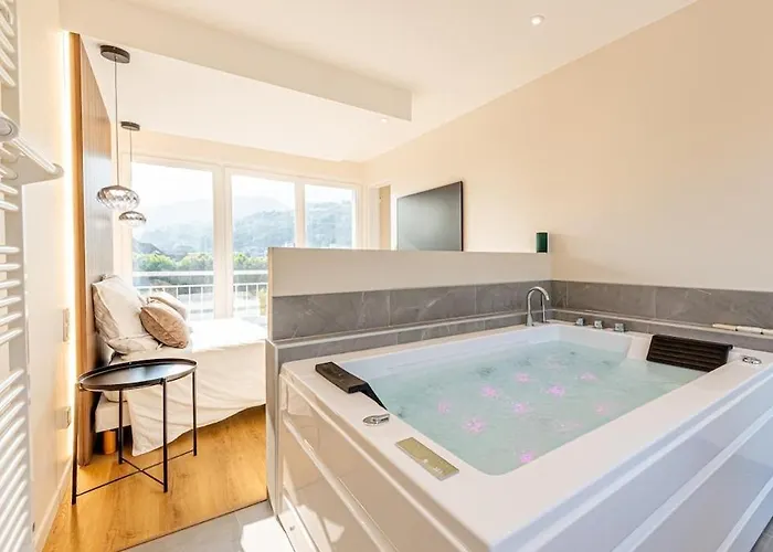 Le Beauregard - Jacuzzi - Garage
